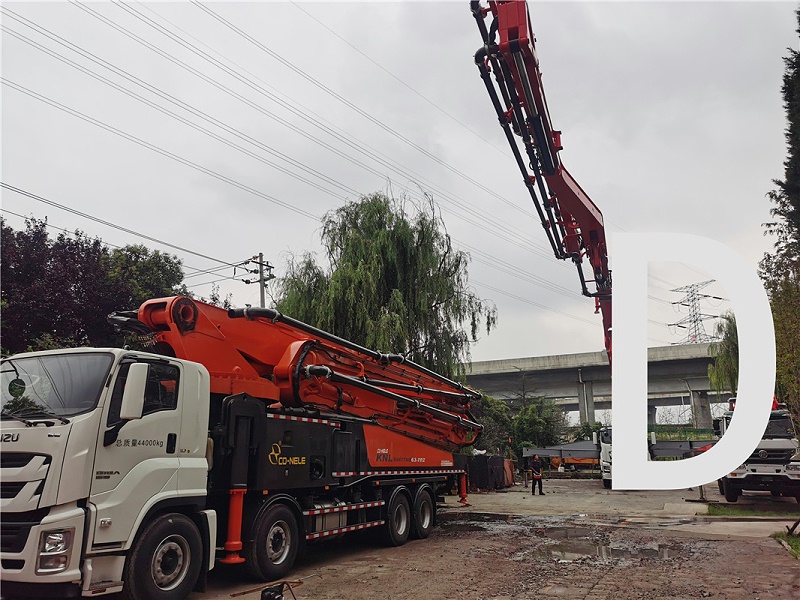 青島混凝土泵車價(jià)格 (11)