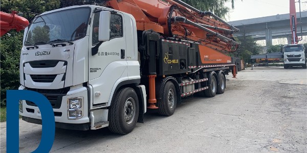 因混凝土輸送缸嚴(yán)重磨損而引起的泵車(chē)漏漿