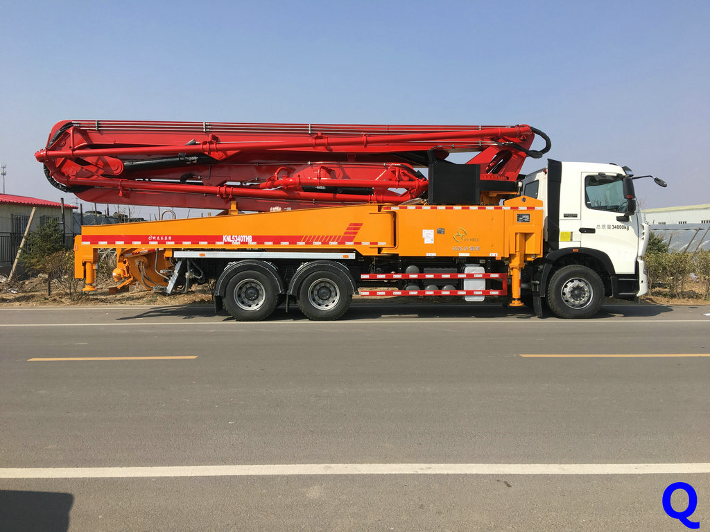 小型混凝土泵車，小型泵車，天泵，混凝土泵車