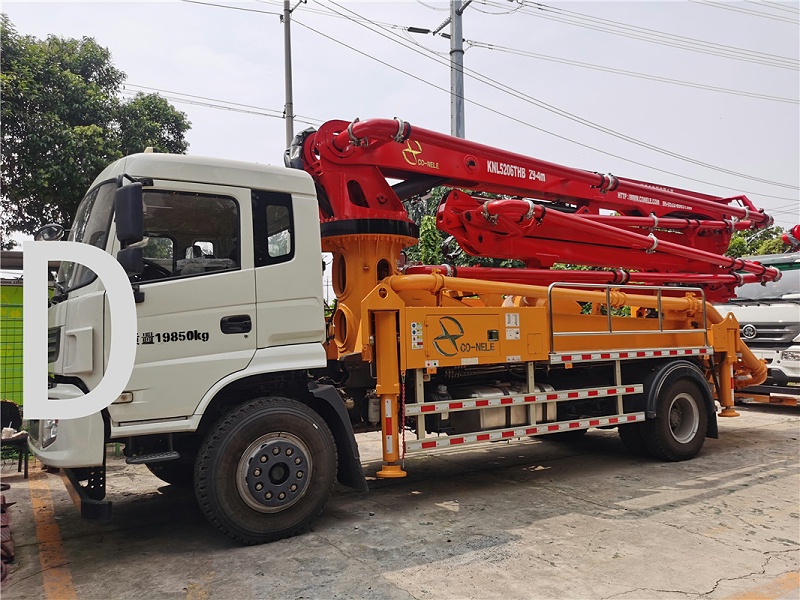 青島混凝土泵車價格 (7)