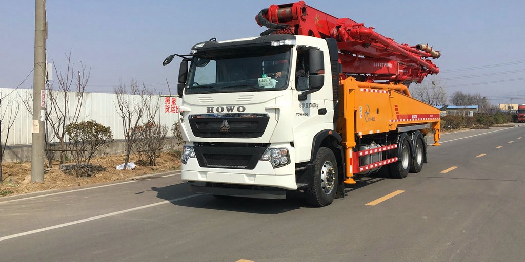 確保混凝土泵車臂架不斷裂應(yīng)當(dāng)注意的事項