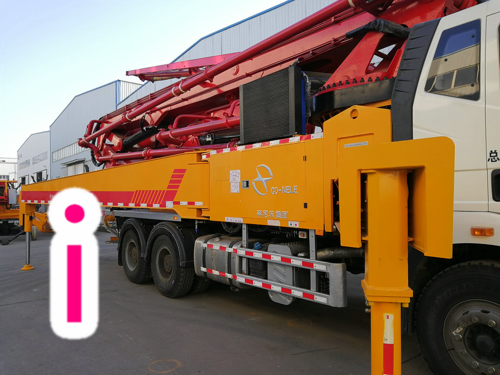 青島小型混凝土泵車價(jià)格 (12)