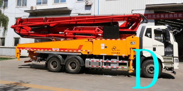 小型混凝土泵車軟管操作要注意的細(xì)節(jié)