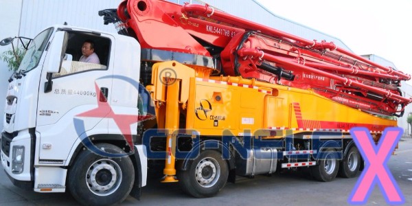 部分臂架or全展臂架，根據實際情況來定，實現小型泵車靈活施工