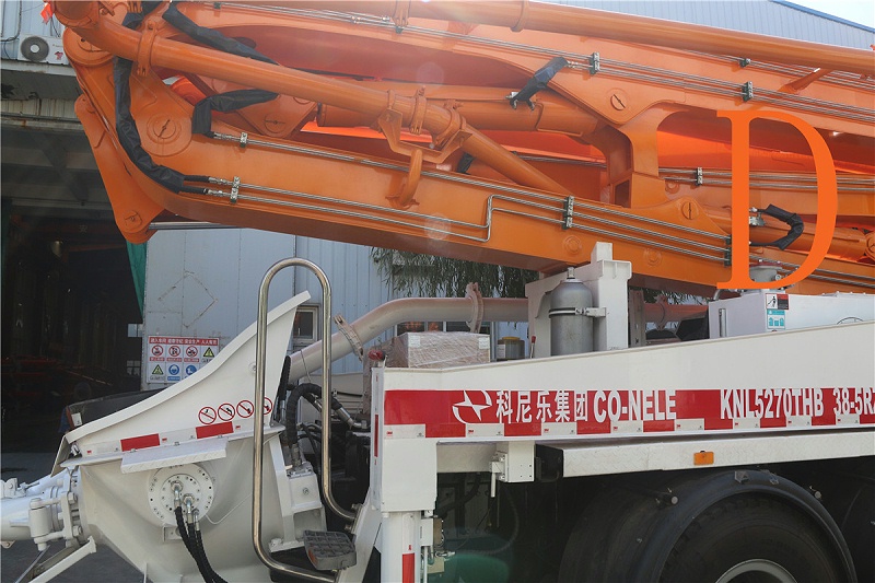 青島混凝土泵車價(jià)格 (9)